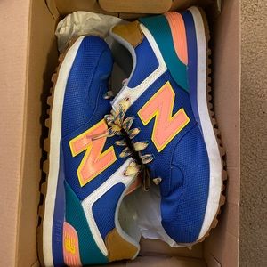 NEW BALANCE 574 - WOMEN…WEEKEND EXPEDITION…Color: PACIFIC/GREEN/COSMIC CORAL